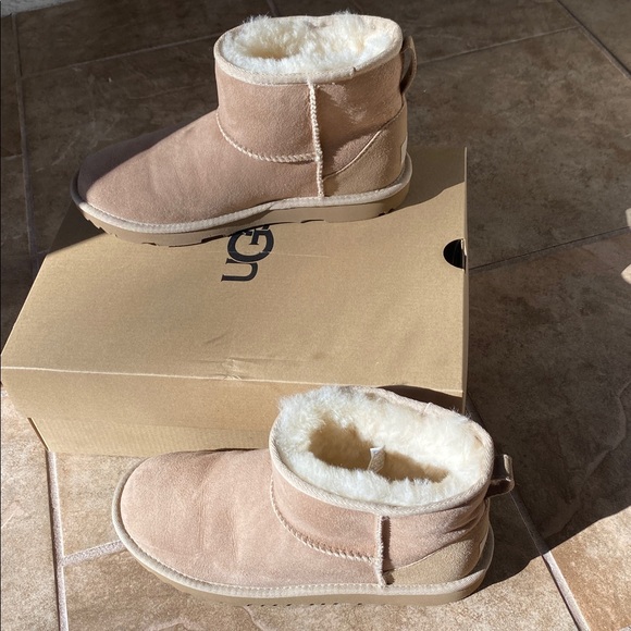 UGG classic mini II - Picture 8 of 12